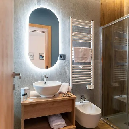 Alojamento de Acomodação e Pequeno-almoço Dei Larici 4*