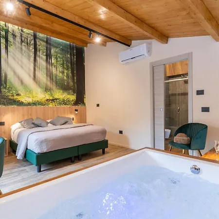 Dei Larici Bed & Breakfast 4*
