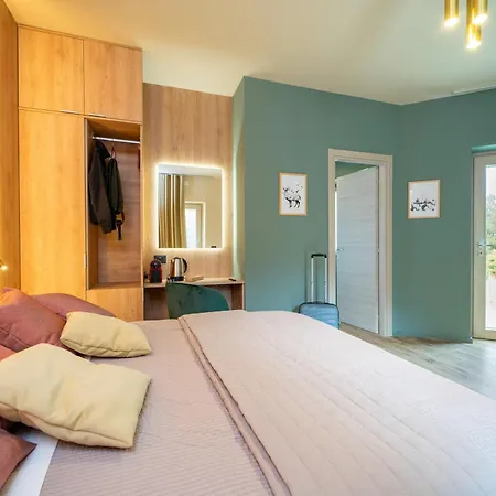 Dei Larici Bed & Breakfast *