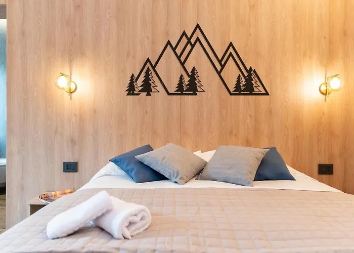 לינה וארוחת בוקר Dei Larici 4*