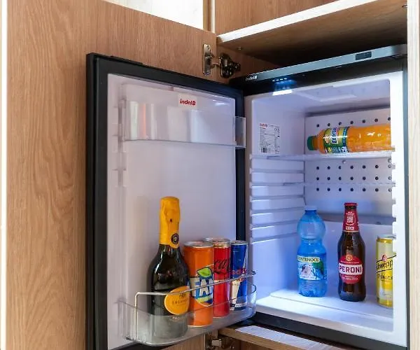 Dei Larici קמיליאטלו סילאנו